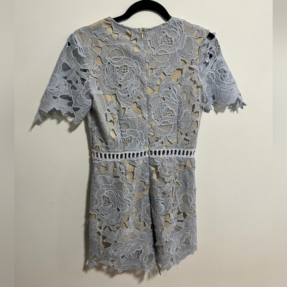 Misguided blue lace romper - Picture 3 of 4